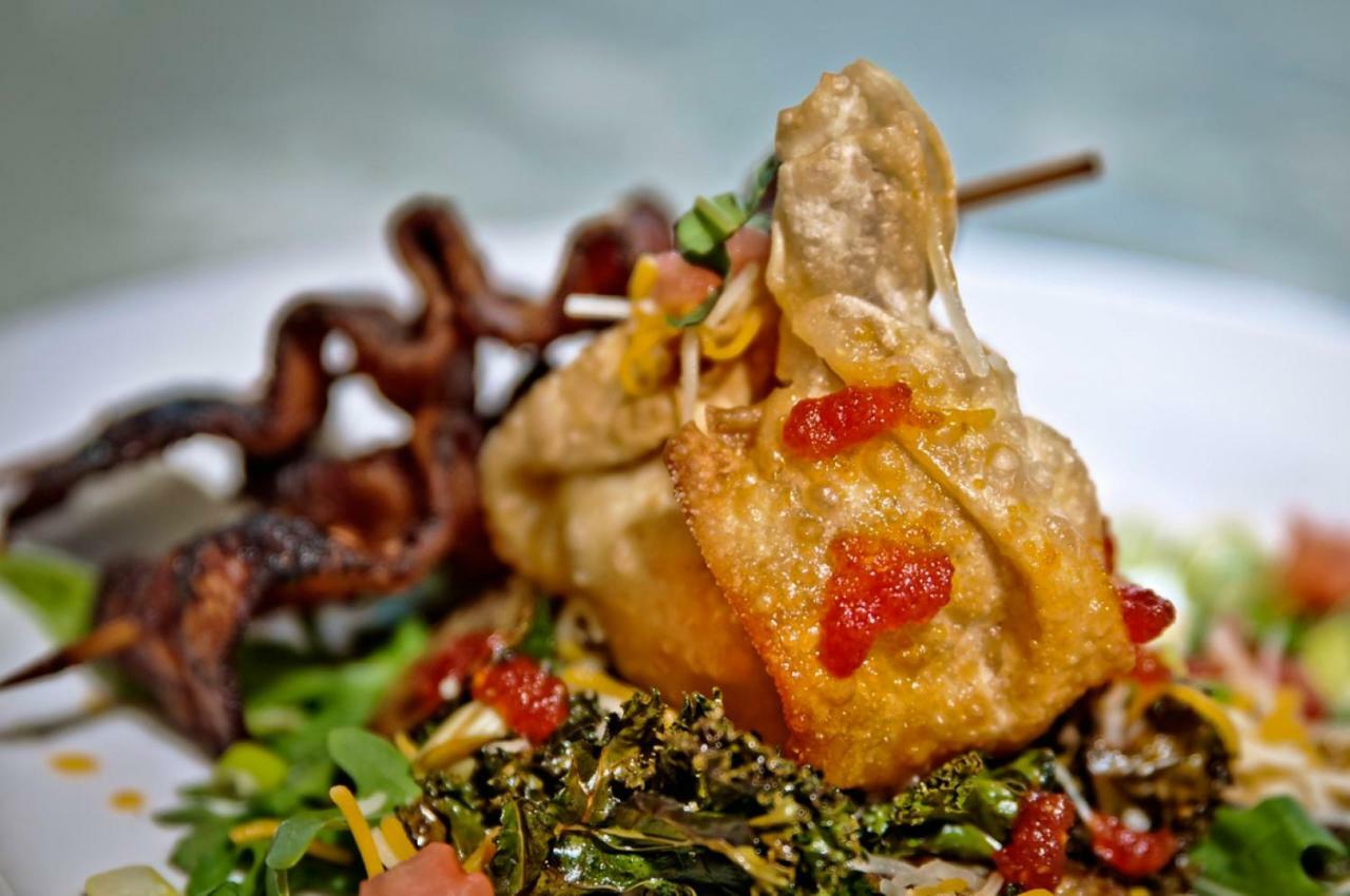 Cameo Heights Mansion And The Vine Fine Dining Restaurant Bed & Breakfast Touchet Екстериор снимка