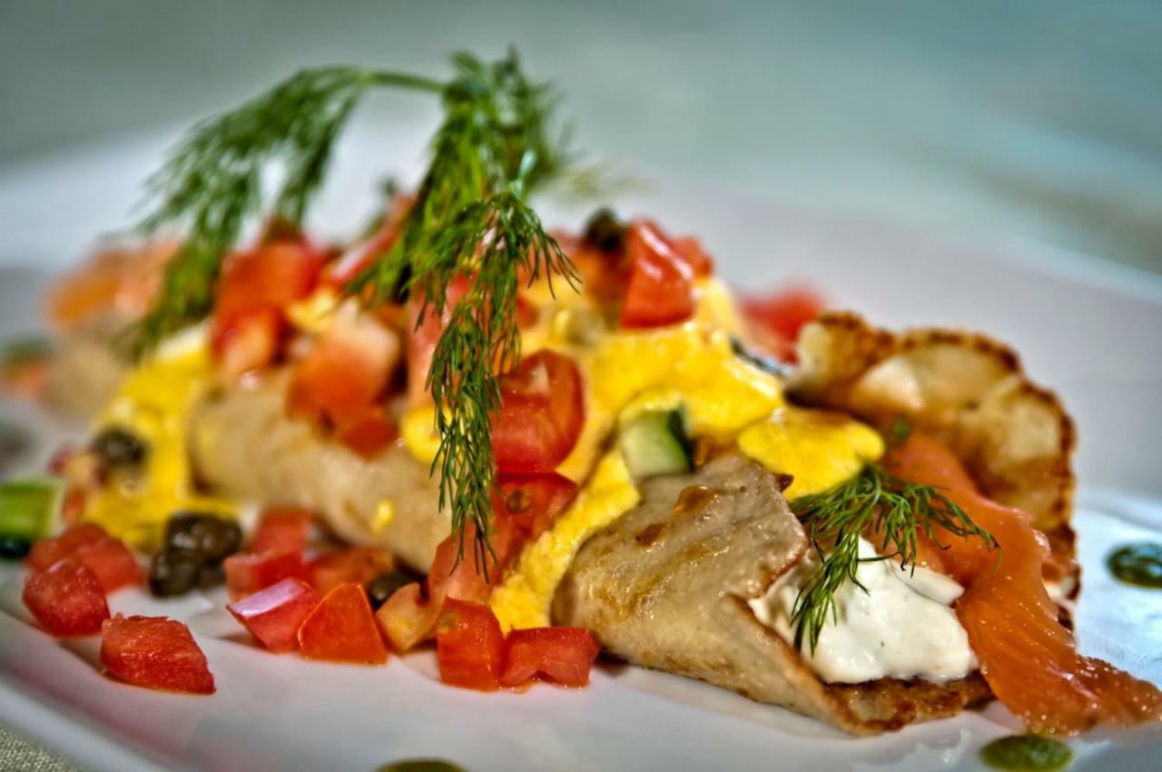 Cameo Heights Mansion And The Vine Fine Dining Restaurant Bed & Breakfast Touchet Екстериор снимка